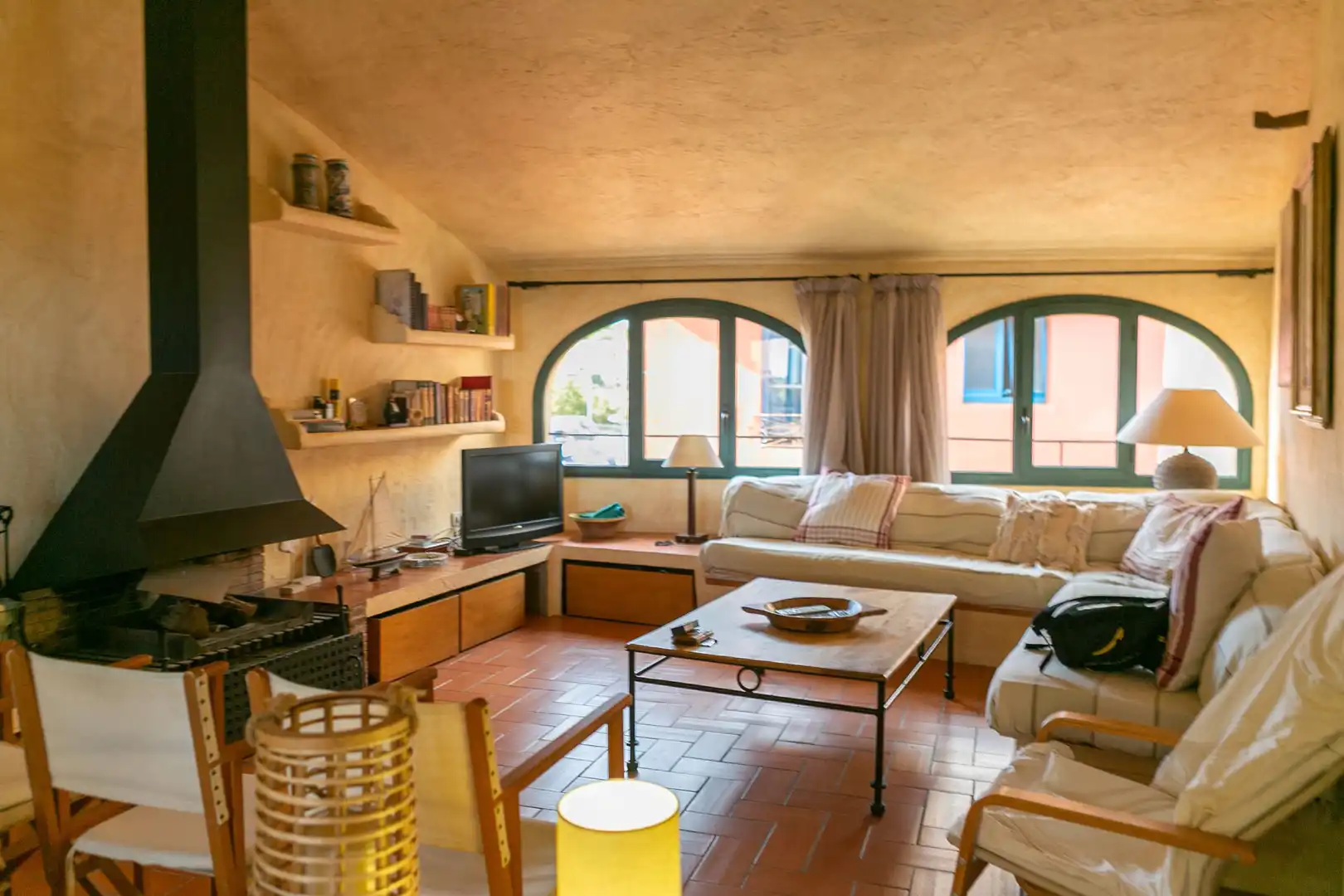 Living room of Detached homes for sale in Begur  with Air Conditioner, Heating and Terrace