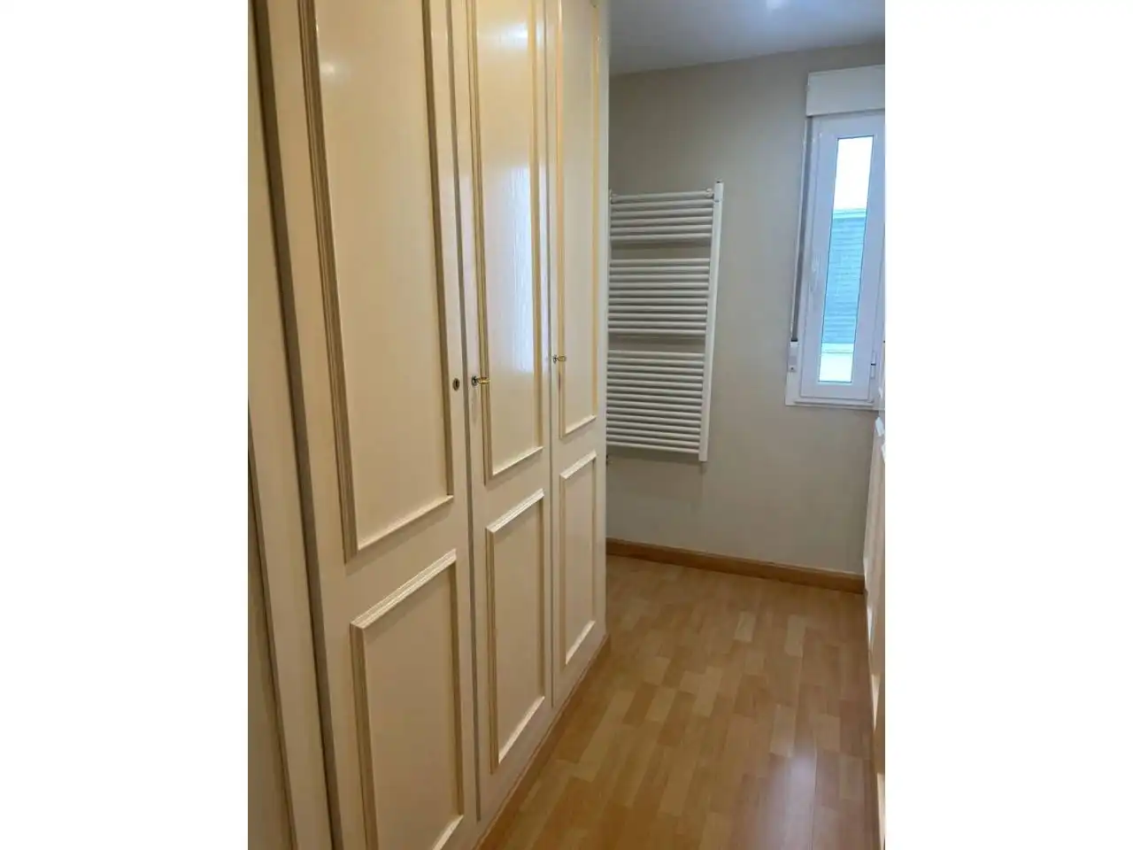 Habitación de Piso en venta en León Capital  con Calefacción, Terraza y Trastero