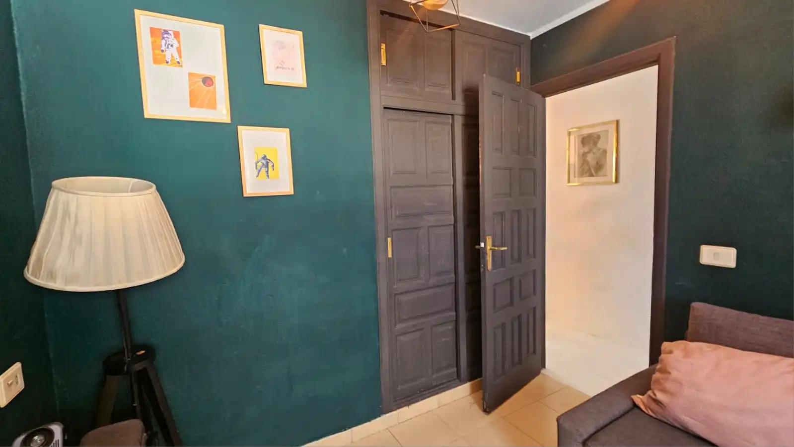Maisonette zum Verkauf in Arona mit Parkett, Möbliert und Ofen