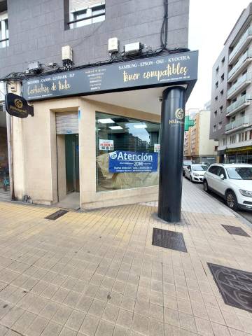 Local comercial en Alquiler en El Polígono