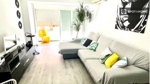 Foto 3 de Piso de alquiler en Malilla, Valencia Capital