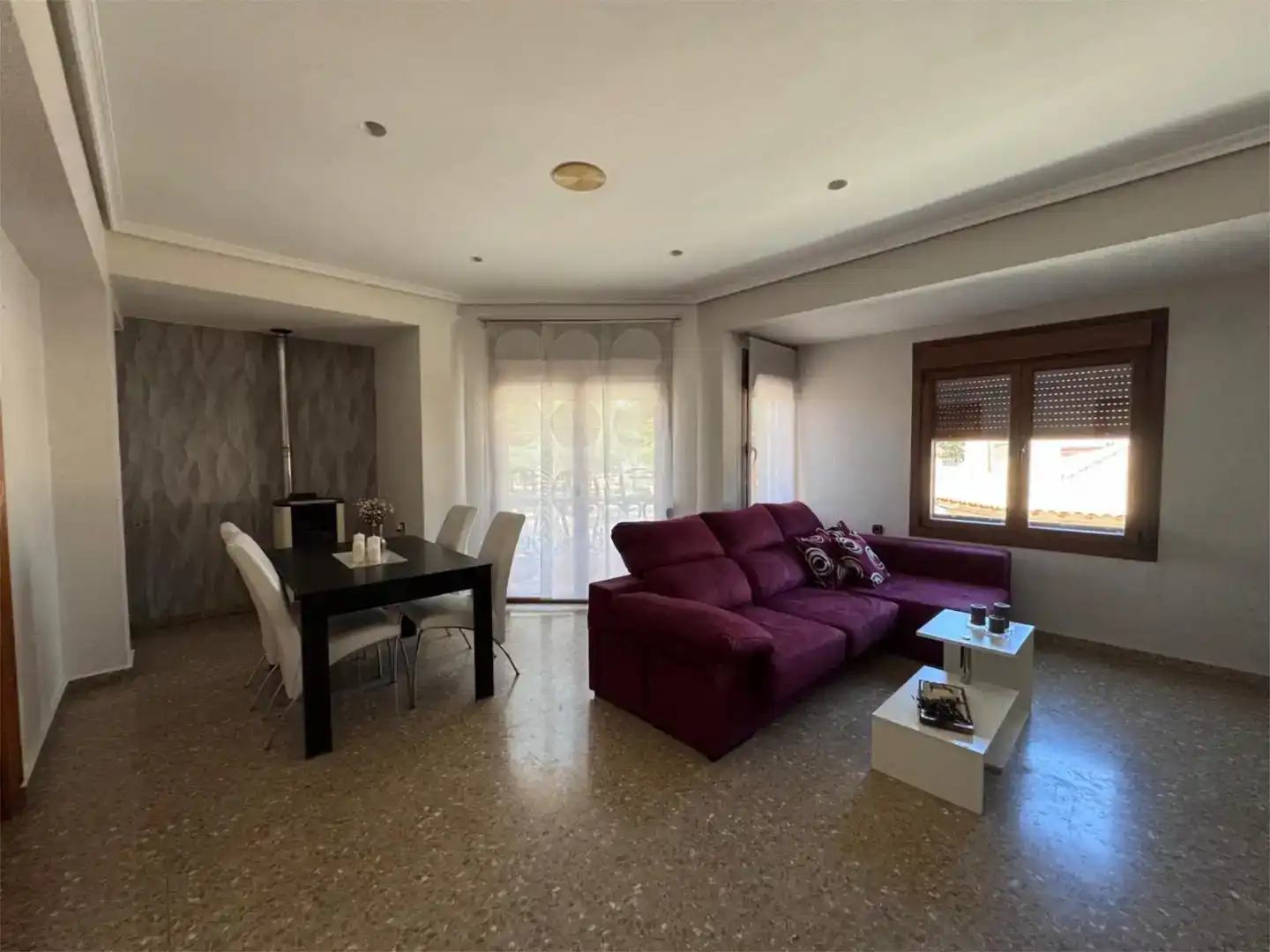 Vista exterior de Piso en venta en Villamalea con Aire acondicionado, Amueblado y Balcón