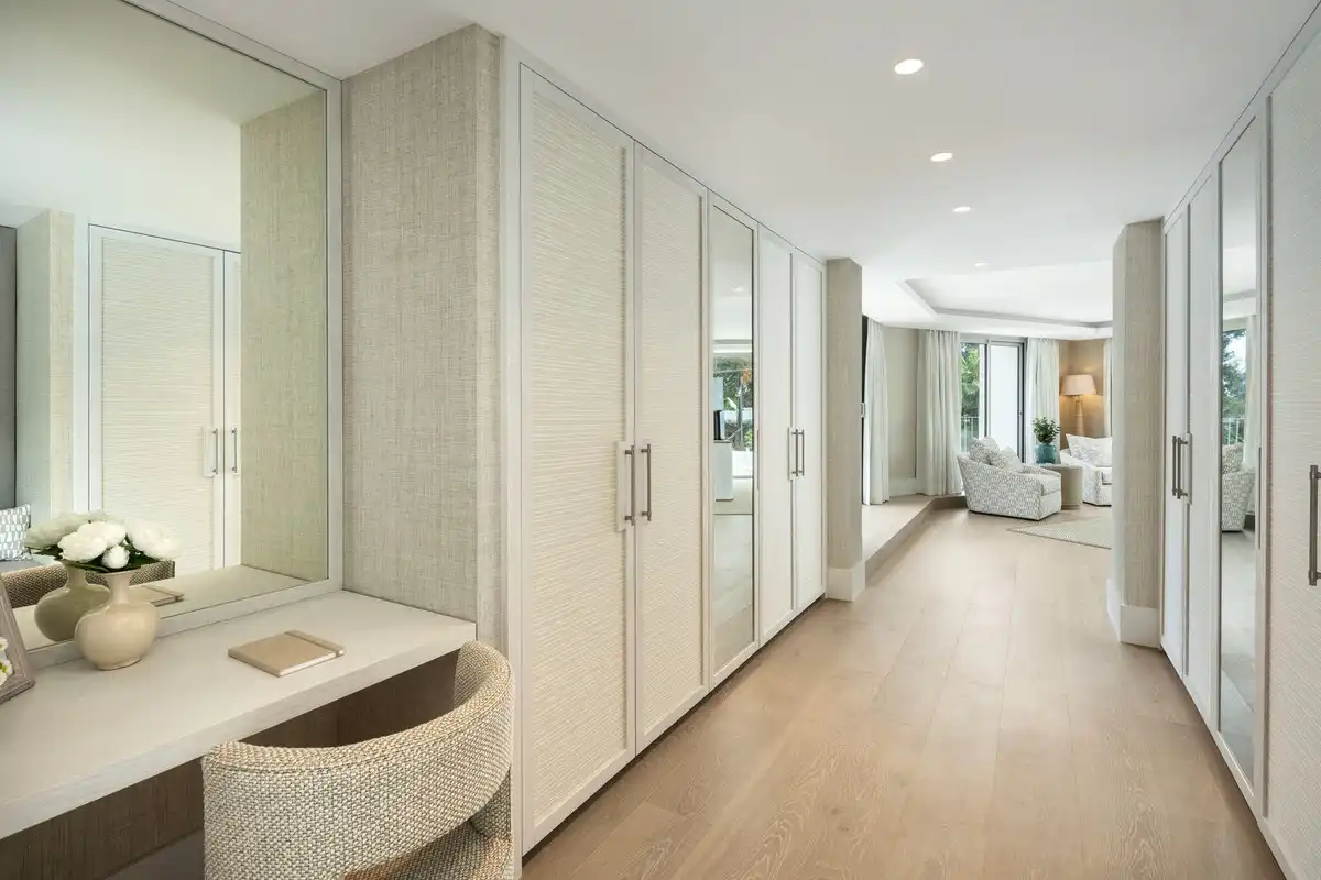 Haus oder Chalet zum Verkauf in Marbella mit Klimaanlage, Privatgarten und Terrasse