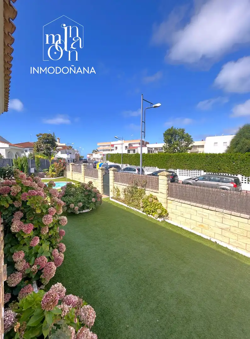Garden of Houses for sale in Almonte  with Air Conditioner, Heating and Private garden