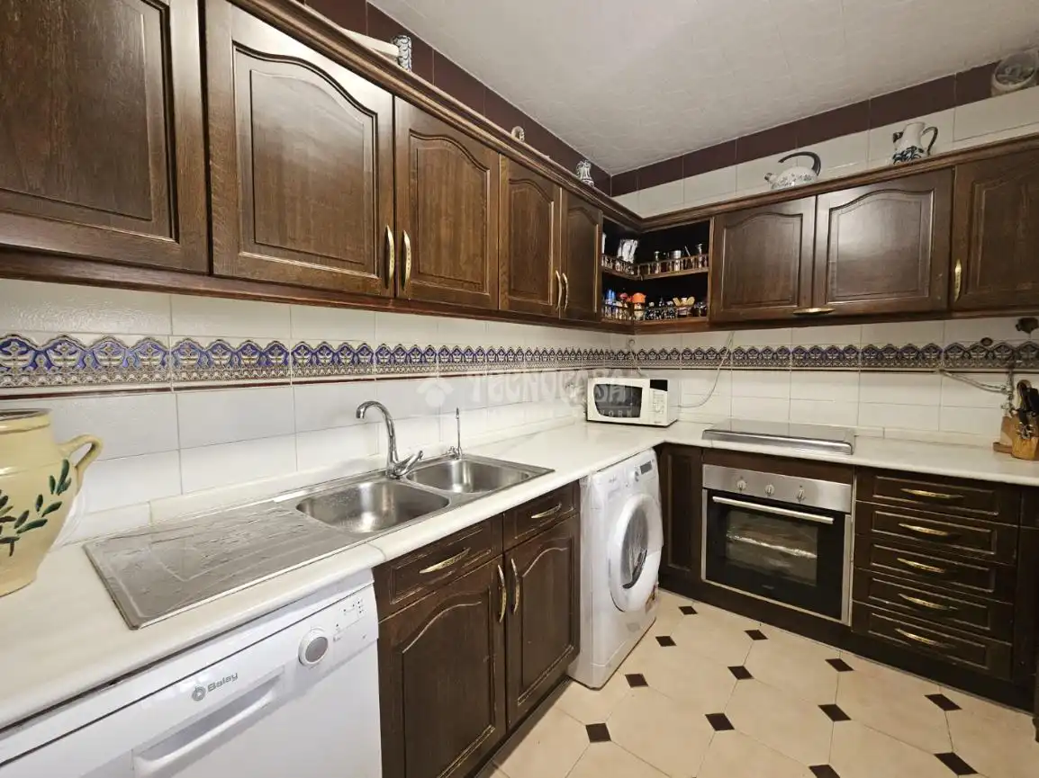 Maison avec balcon à vendre à Belicena, imagen 4
