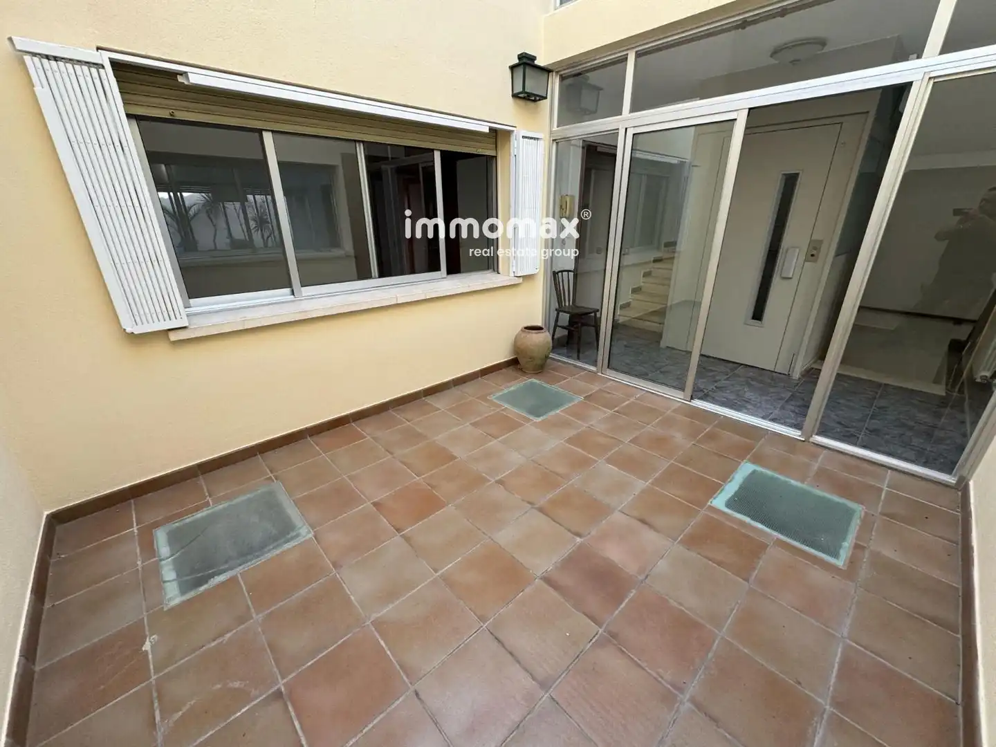 Terrassa de Casa o xalet en venda en Cornellà de Llobregat amb Calefacció i Traster
