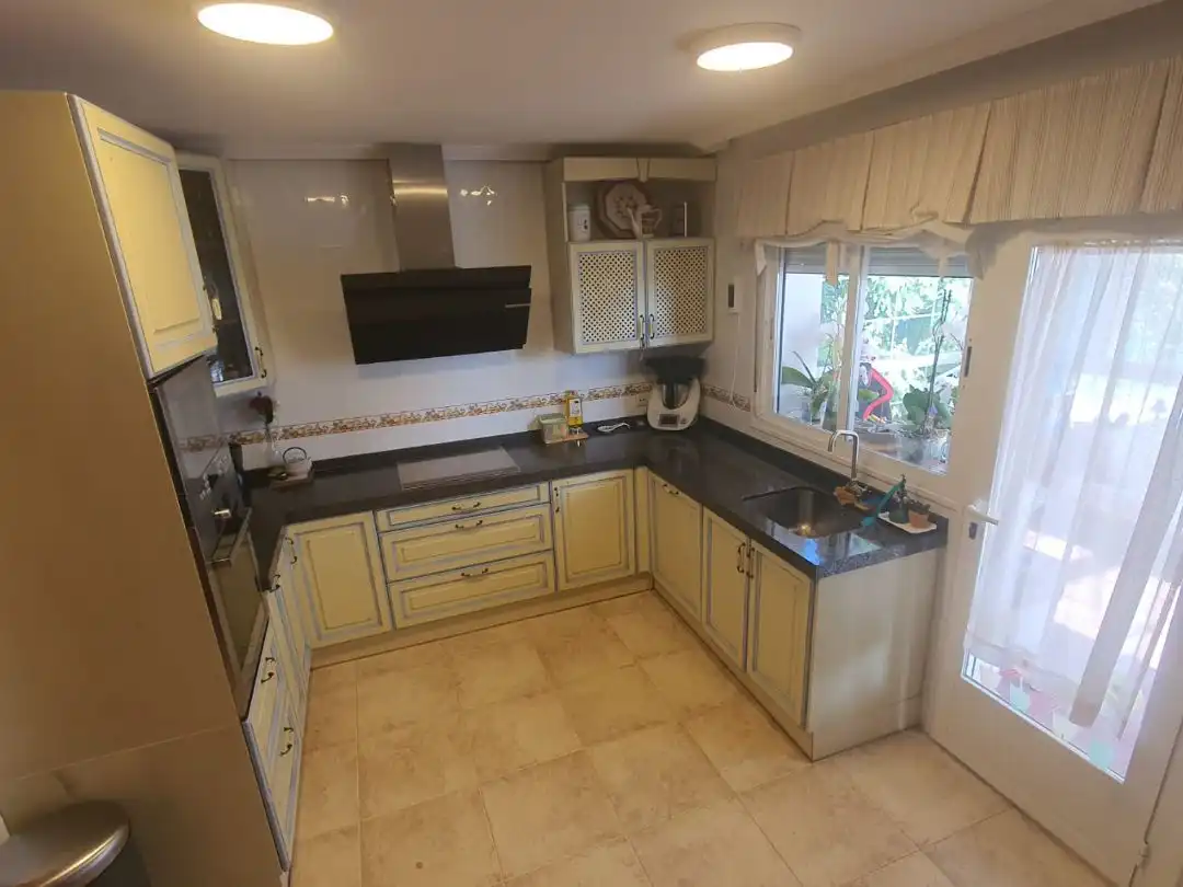 Chalet con piscina en venta en Avenida Aragoneses 1, imagen 31