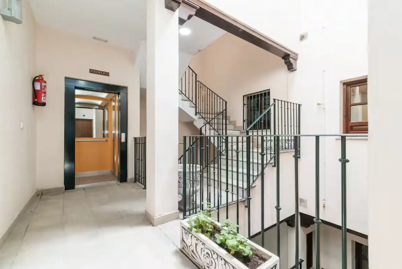 Apartament de lloguer en Granada amb Aire condicionat, Calefacció i Parquet