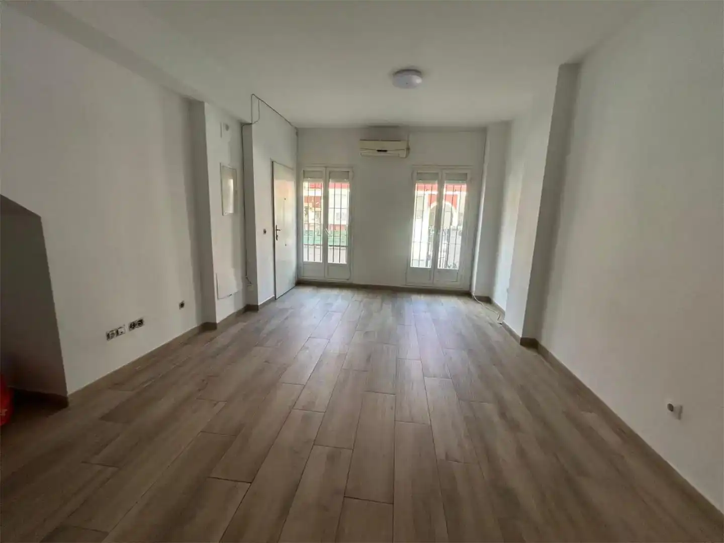 Piso en venta en  Sevilla Capital con Aire acondicionado