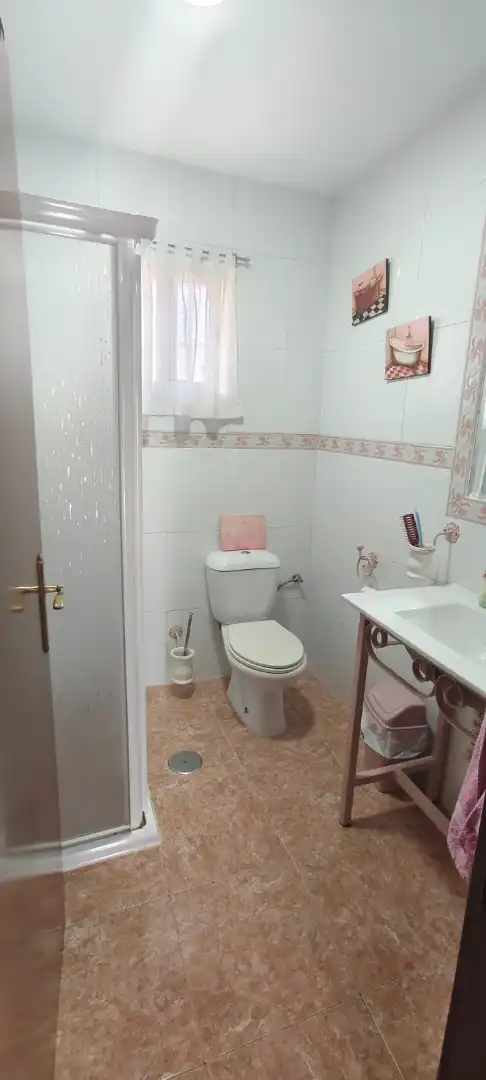 Baño de Finca rústica en venta en Cañada Rosal, Sevilla