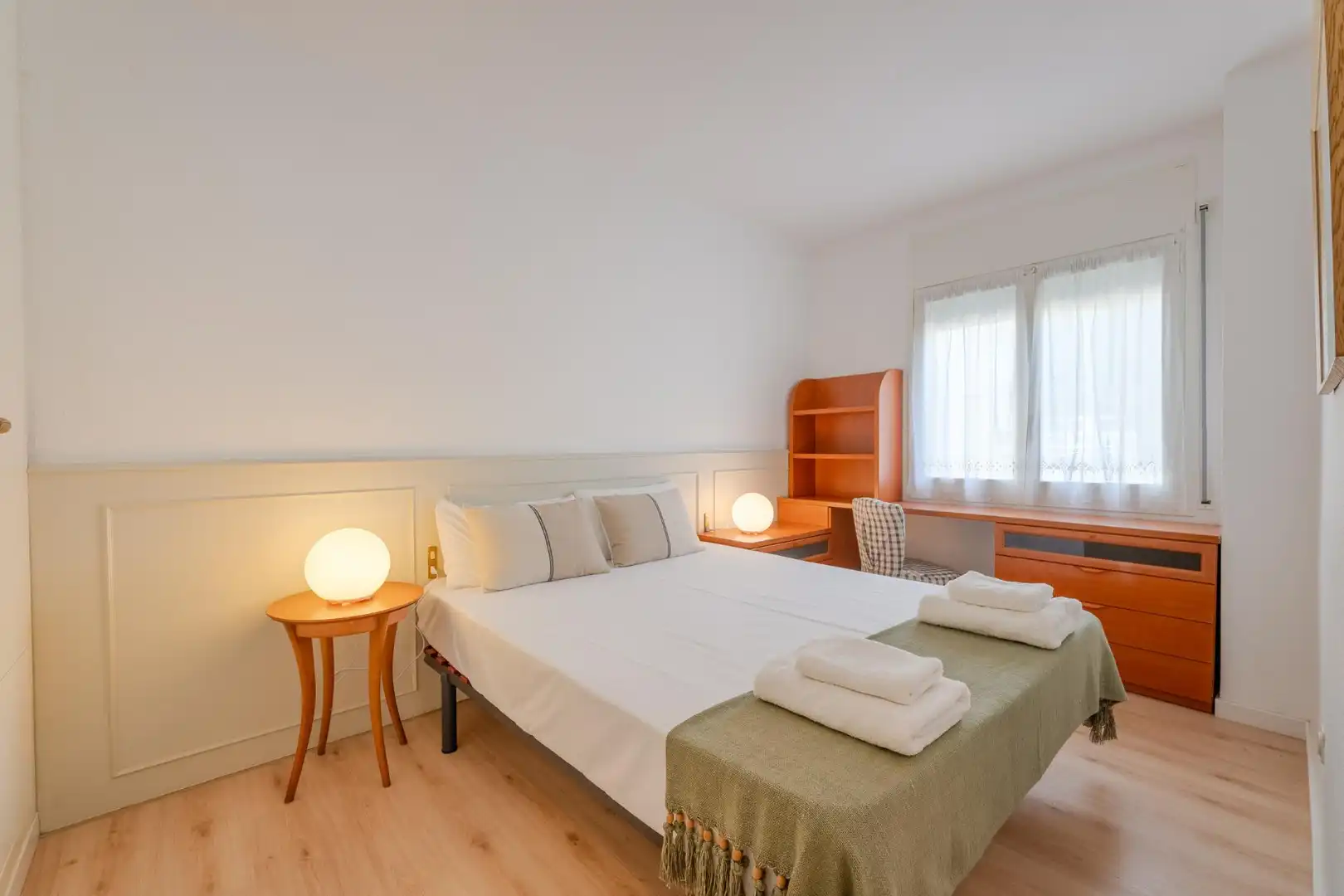 Schlafzimmer von Erdgeschoss zur Miete in Castell d'Aro, Platja d'Aro i s'Agaró mit Klimaanlage, Heizung und Privatgarten
