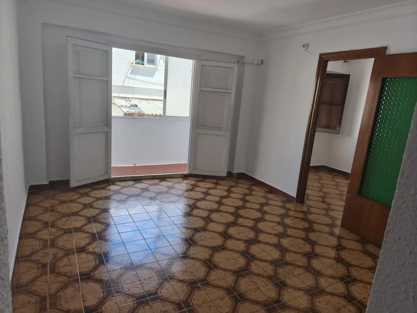 Flat for sale in Valencia  with Balcony