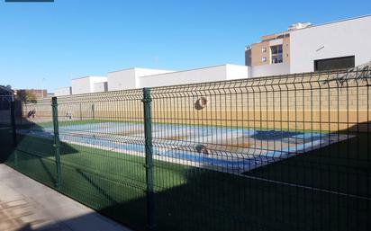 Piscina de Pis en venda en  Albacete Capital amb Calefacció, Balcó i Piscina comunitària