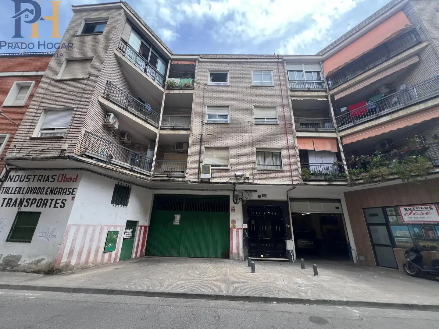 Vista exterior de Pis en venda en Talavera de la Reina amb Aire condicionat i Terrassa