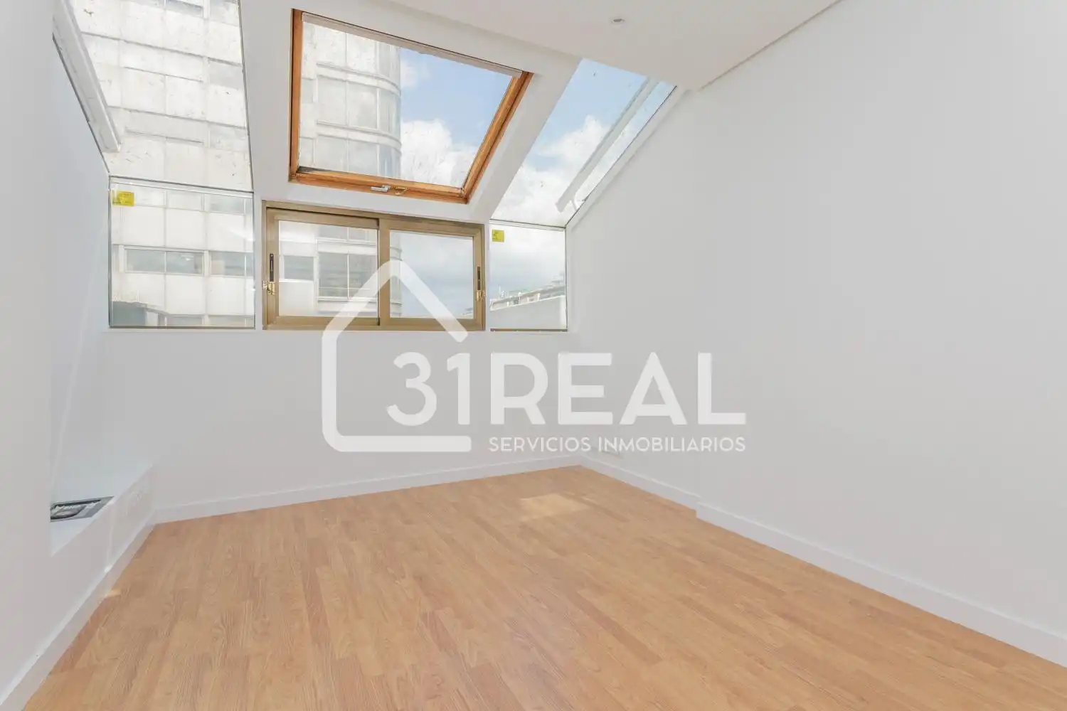 Penthouse mit Terrasse zum Verkauf in QUINTANA, imagen 3