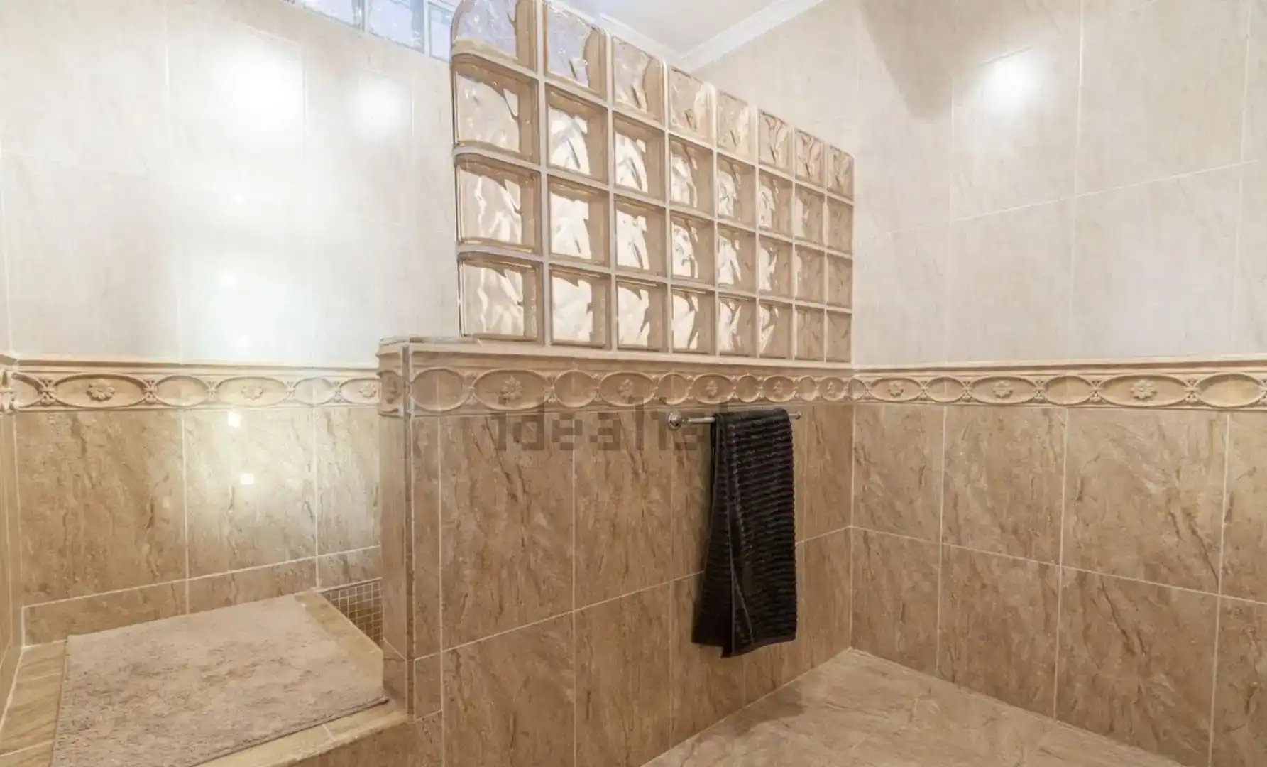 Baño de Casa o chalet en venta en Castril con Aire acondicionado, Piscina y Balcón