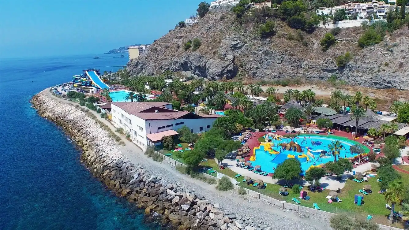 Schwimmbecken von Wohnungen zur Miete in Almuñécar mit Terrasse, Möbliert und Ofen