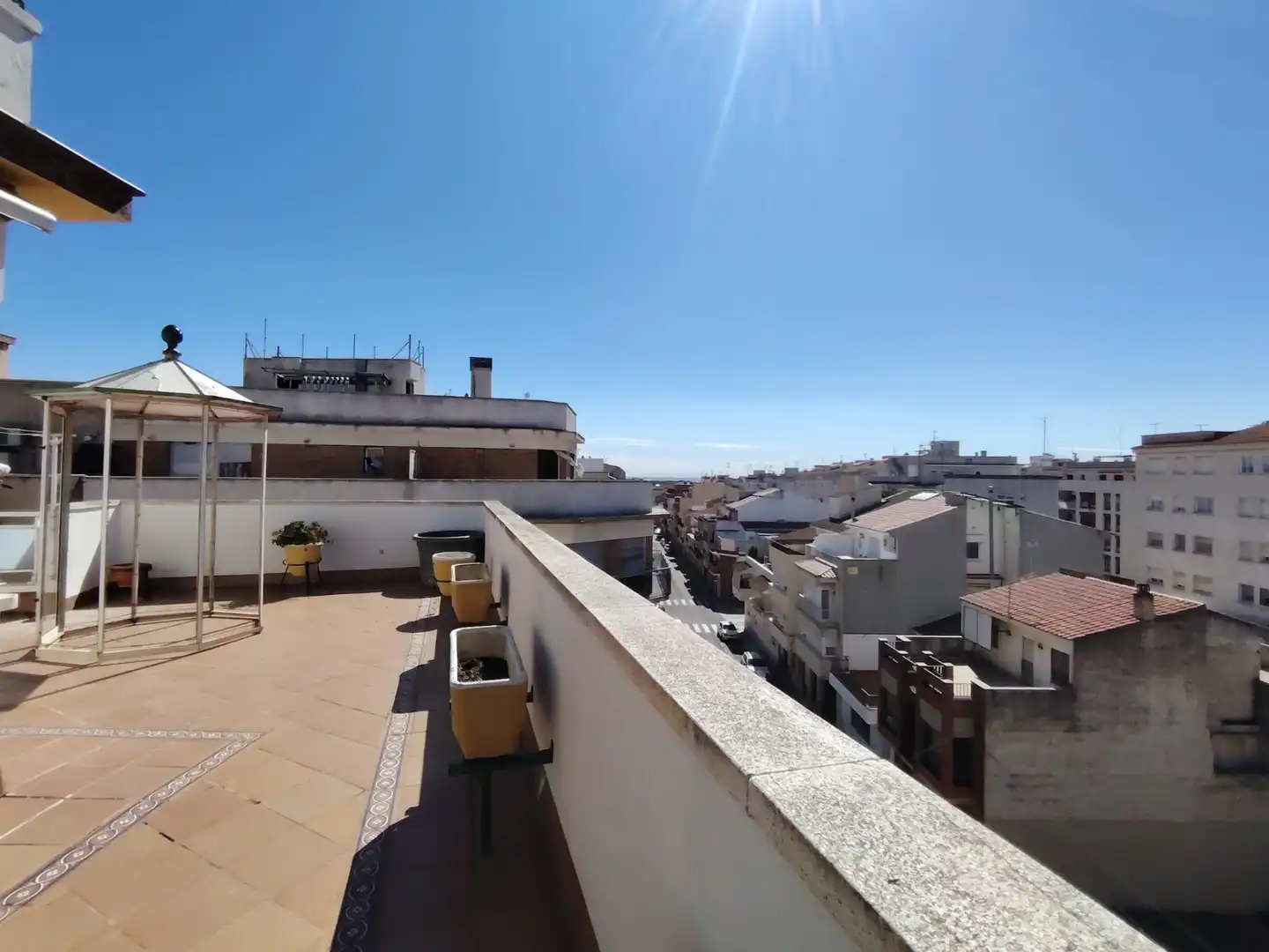 Exterior view of Attic for sale in El Vendrell  with Air Conditioner, Terrace and Storage room