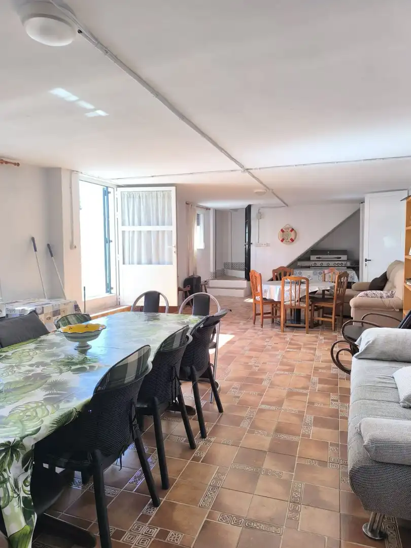 Menjador de Casa o xalet en venda en Motril amb Aire condicionat