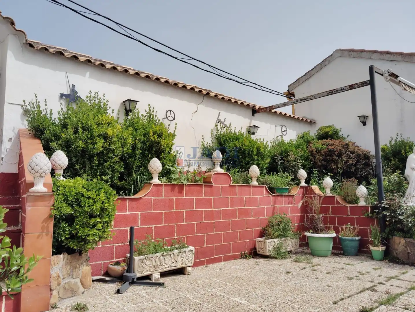 Jardí de Casa o xalet en venda en Almuradiel amb Calefacció, Traster i Moblat