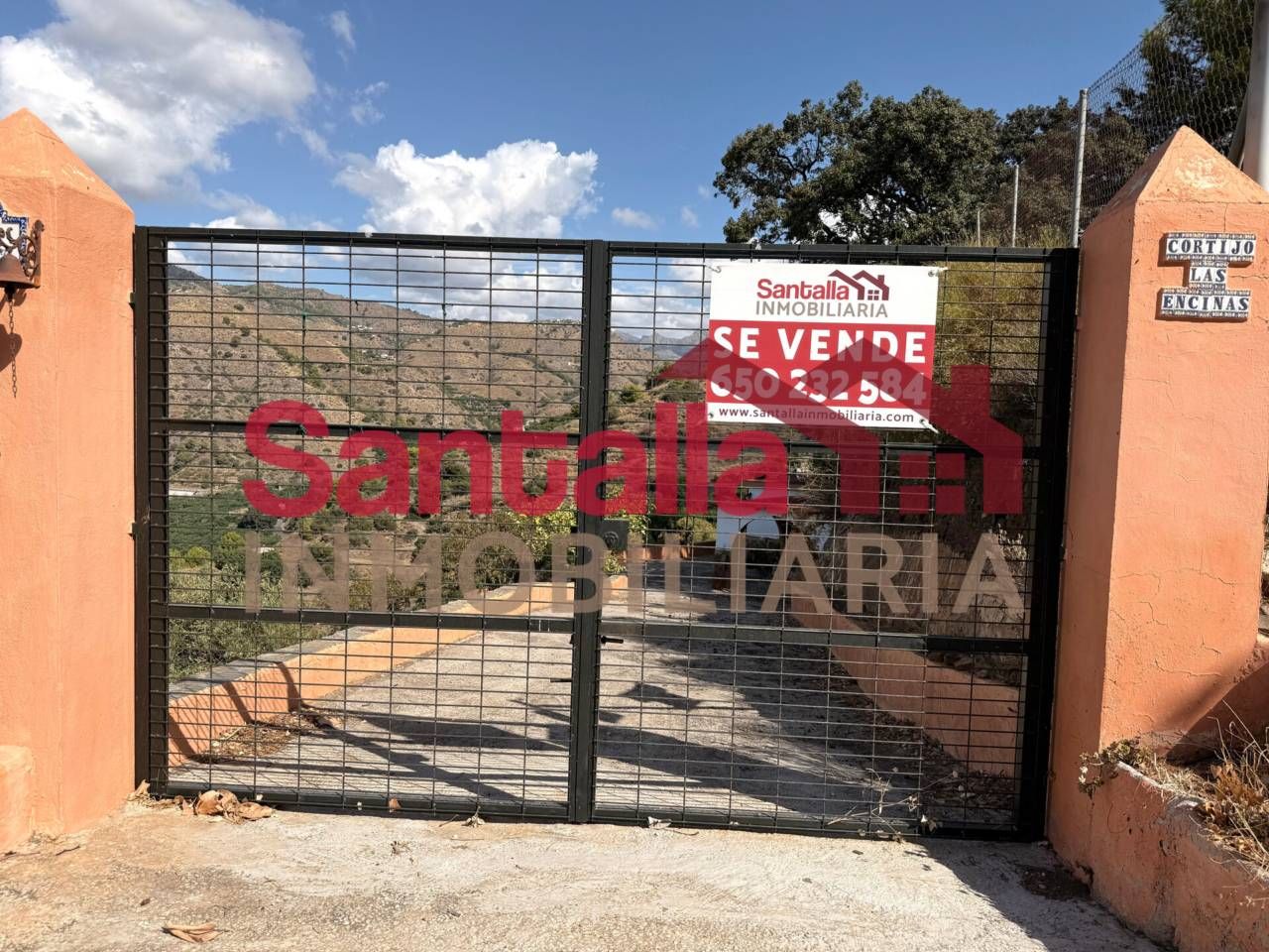 Vista exterior de Finca rústica en venda en Almuñécar amb Jardí privat, Terrassa i Piscina