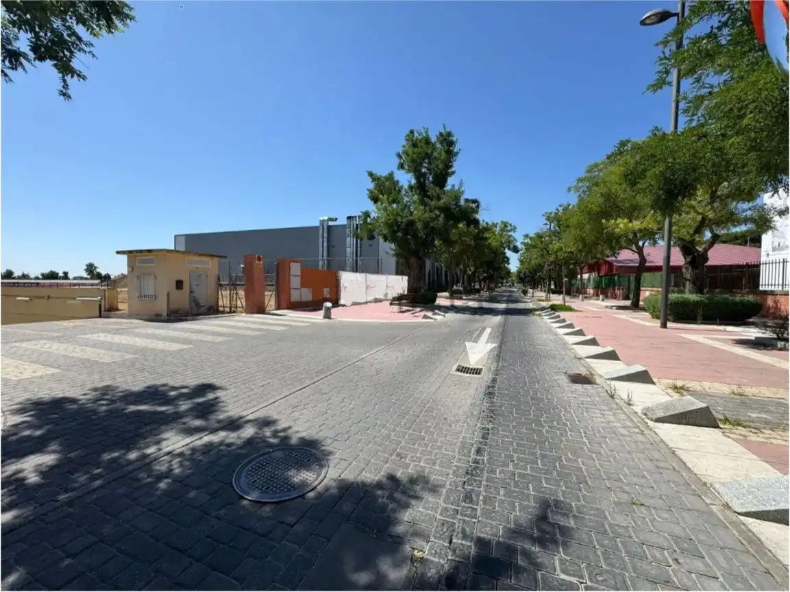 Außenansicht von Garage zum Verkauf in Getafe