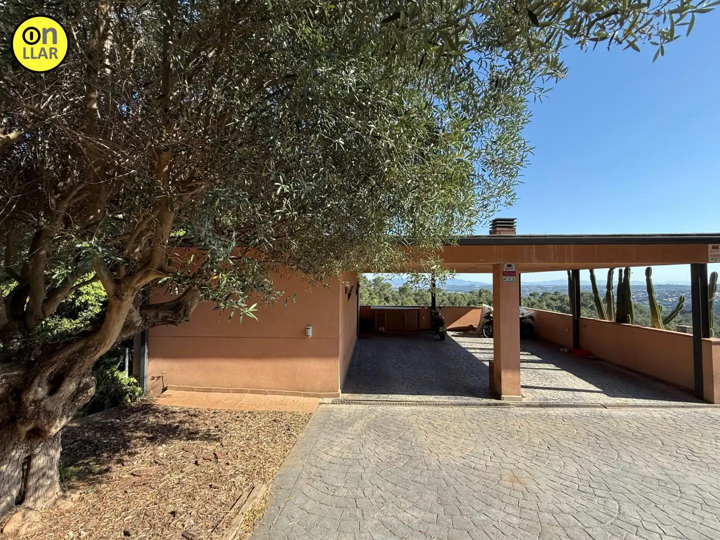 Vista exterior de Casa o chalet en venta en L'Ametlla del Vallès