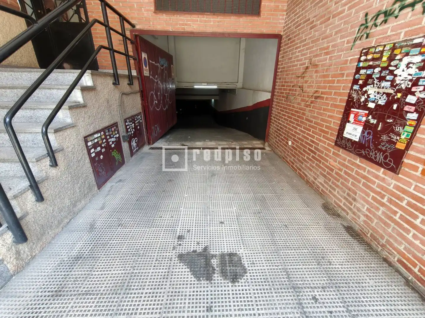 Parking of Garage for rent in Madrid
