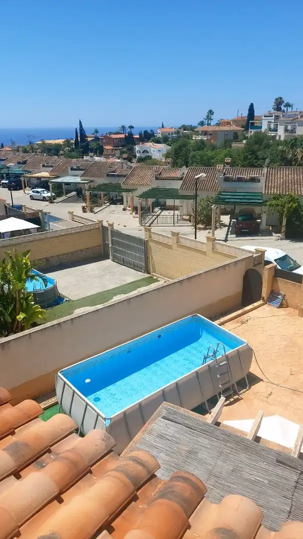 Piscina de Casa o xalet en venda en La Nucia amb Aire condicionat, Calefacció i Jardí privat