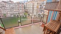 Bedroom of Flat for sale in  Barcelona Capital  with Air Conditioner and Balcony