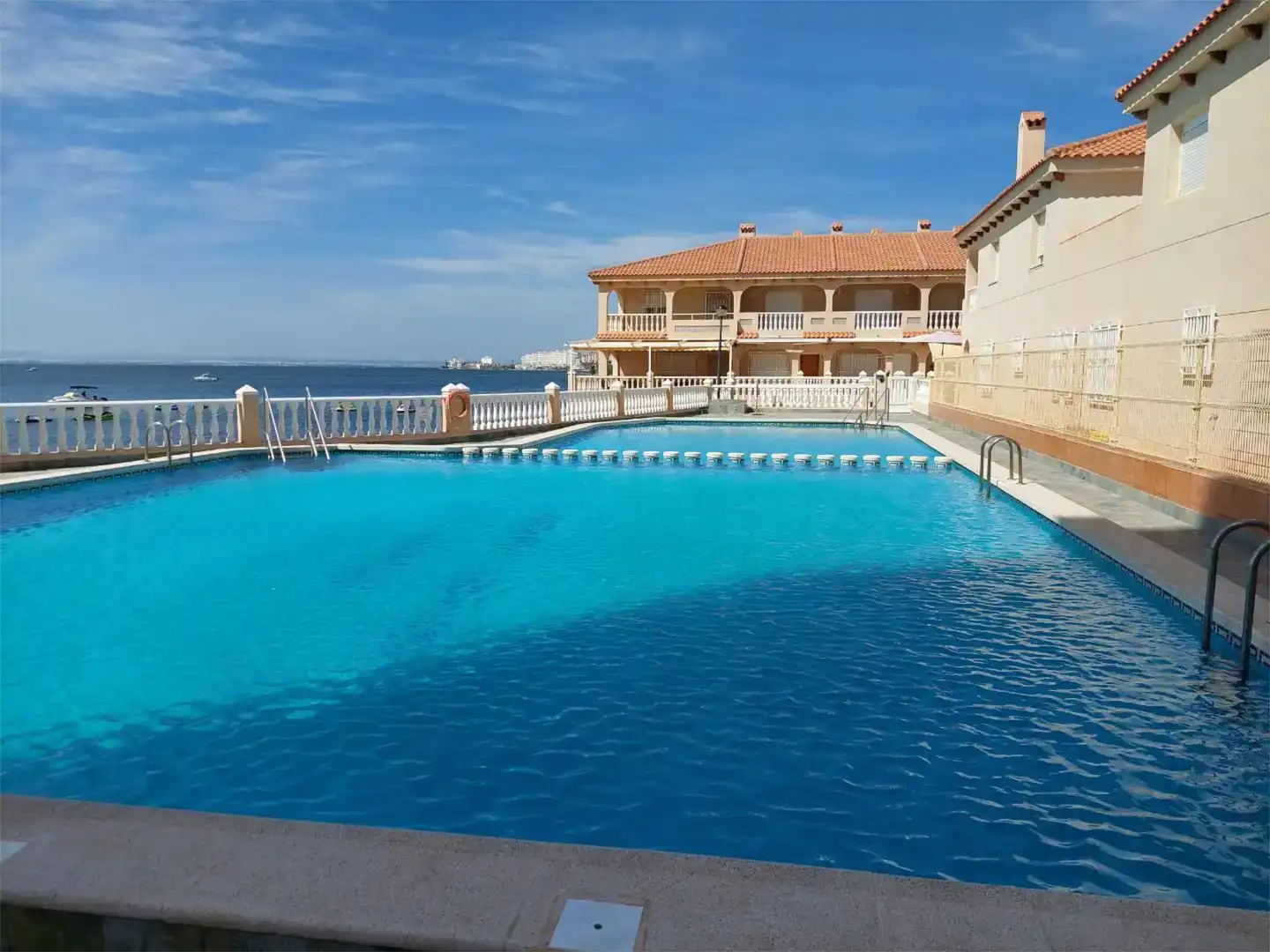 Piscina de Casa o xalet en venda en La Manga del Mar Menor amb Piscina