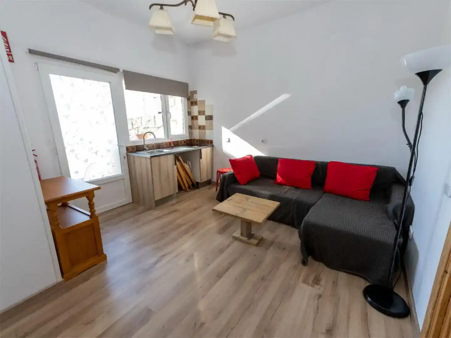 Sala de estar de Apartamento de alquiler en La Cabrera con Jardín privado