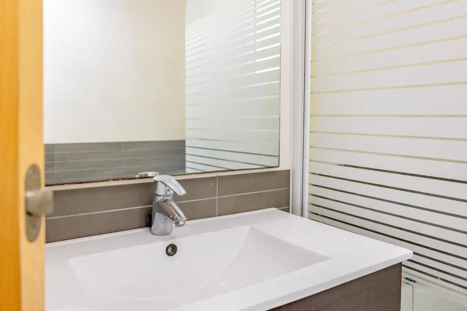 Bathroom of Flat for sale in L'Alcúdia de Crespins  with Air Conditioner