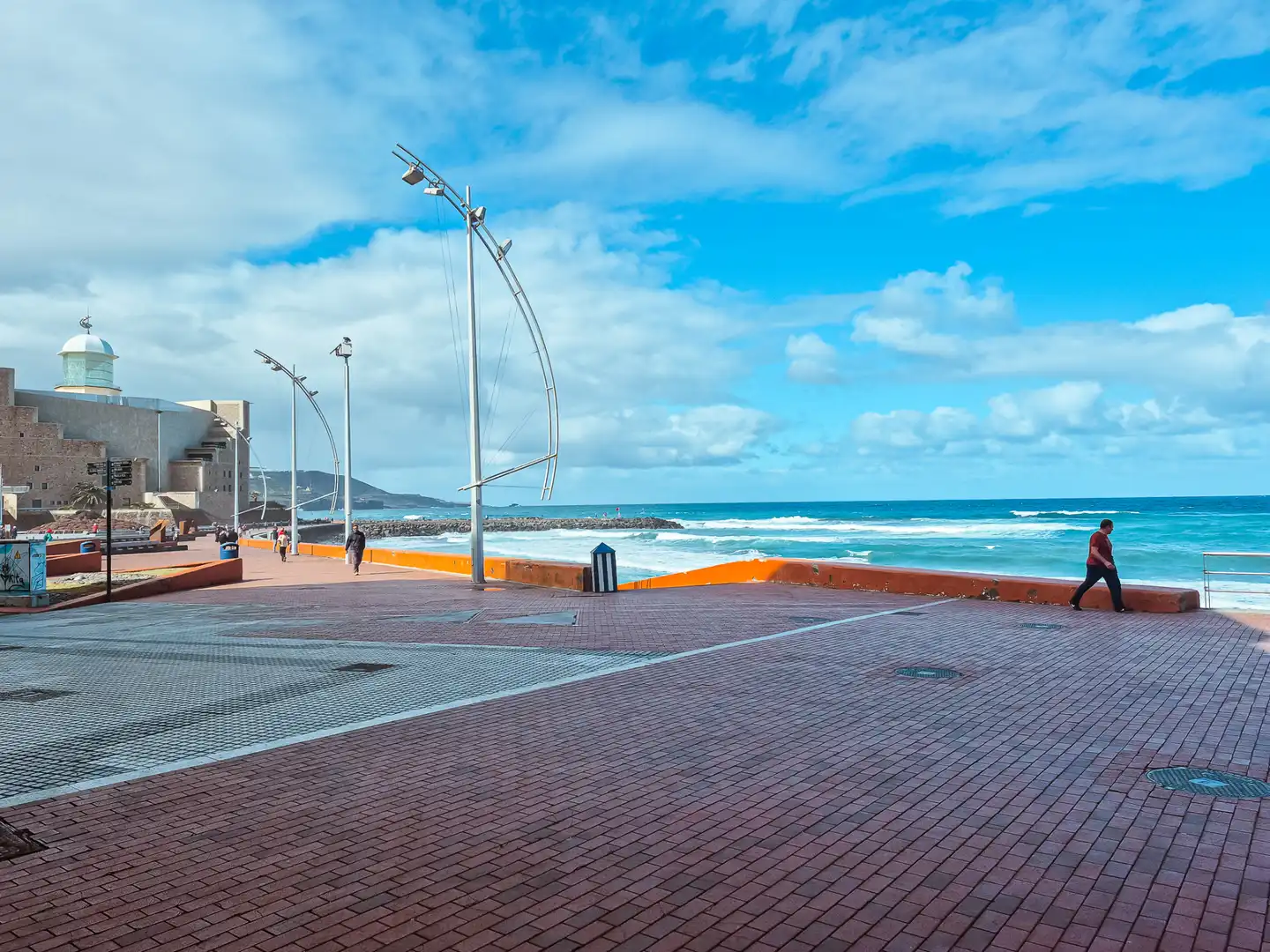 Vista exterior de Piso en venta en Las Palmas de Gran Canaria con Amueblado y Balcón