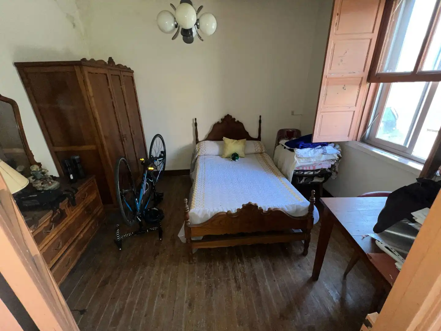 Dormitori de Casa o xalet en venda en Lugo amb Traster