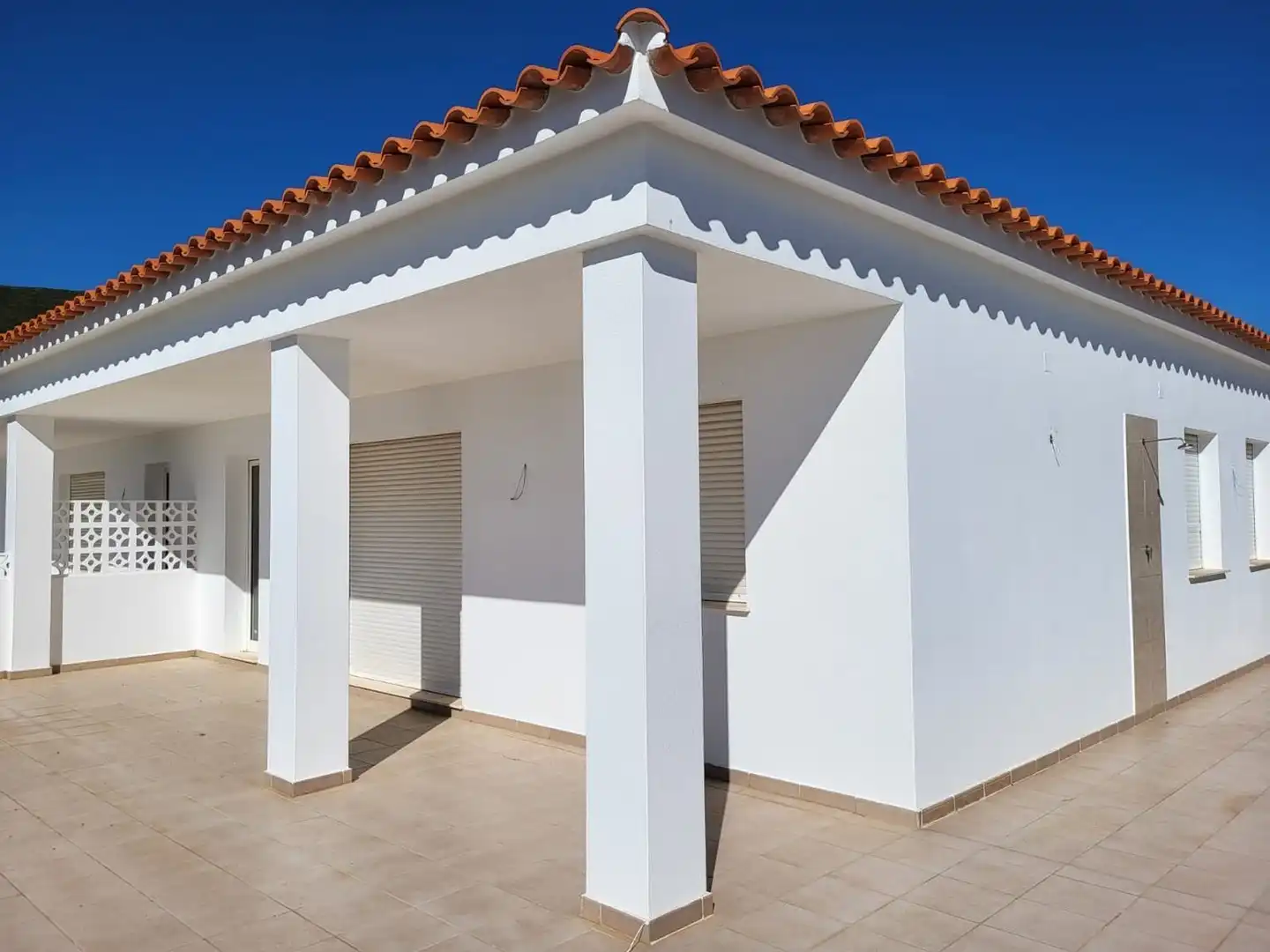 Vista exterior de Edifici en venda en Castellón de la Plana / Castelló de la Plana