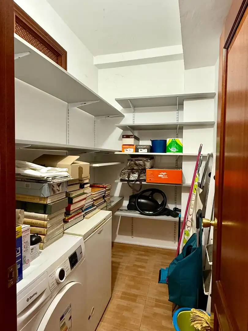 Piso en venta en A Coruña Capital  con Amueblado