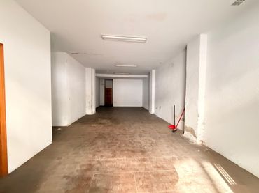 Local comercial en venda a Calle Vazquez Aroca