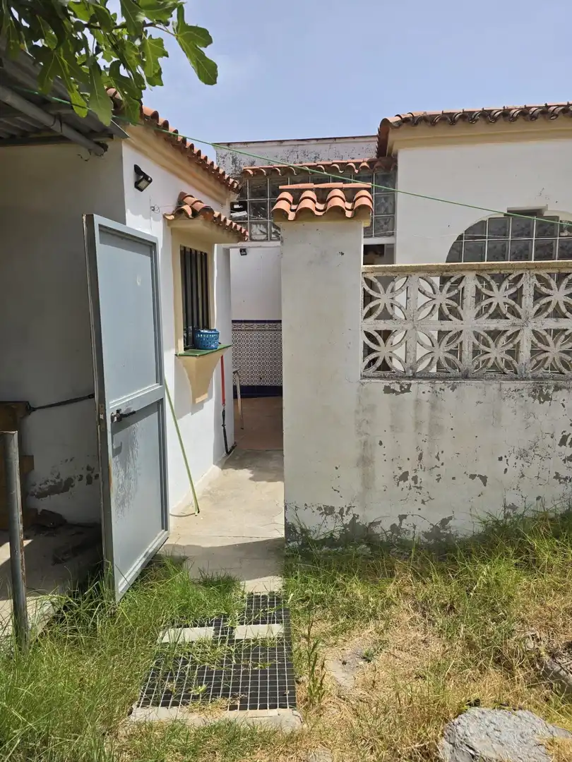 Casa adosada en venta en Algeciras