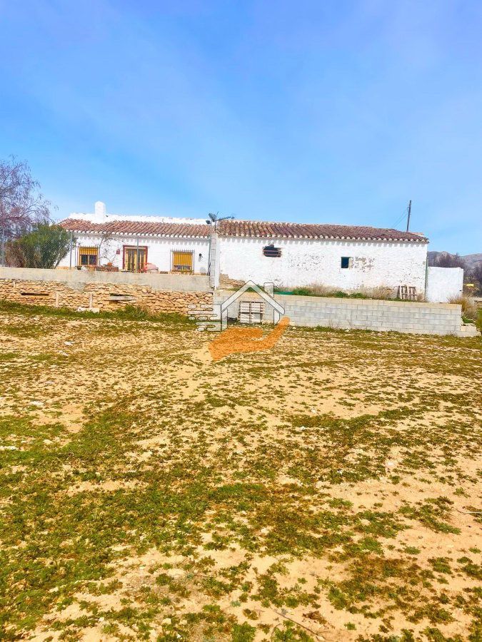 Finca rústica en venda en Chirivel