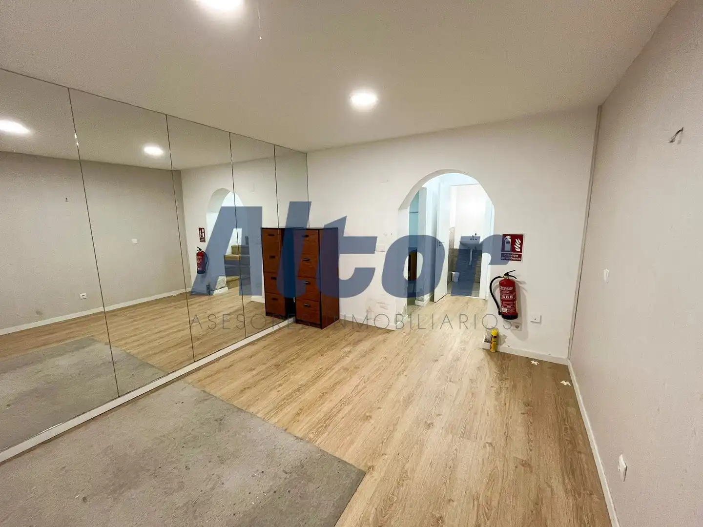 Commercial properties for rent in DEL GENERAL PARDIÑAS, Goya