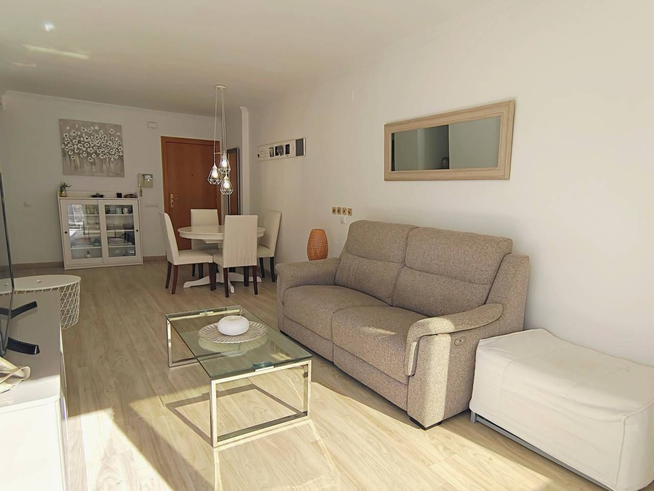 Living room of Flat to rent in  Valencia Capital  with Air Conditioner, Heating and Balcony