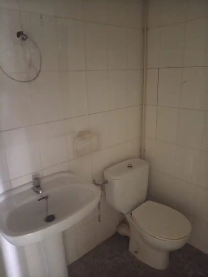 Badezimmer von Geschaftsraum zur Miete in Santa Coloma de Gramenet mit Klimaanlage