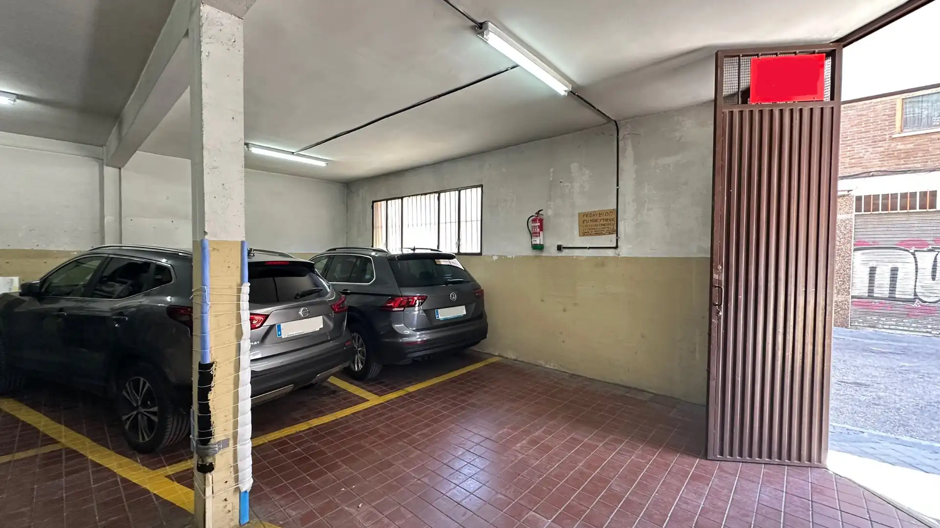 Parkplatz von Garage zum Verkauf in Madrid