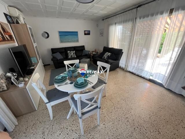 Menjador de Casa o xalet en venda en Cubelles amb Aire condicionat, Calefacció i Jardí privat