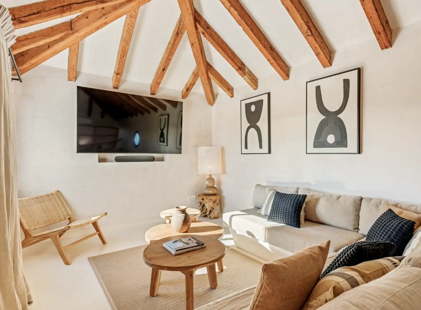 Sala d'estar de Casa o xalet en venda en Estepona amb Aire condicionat, Calefacció i Jardí privat