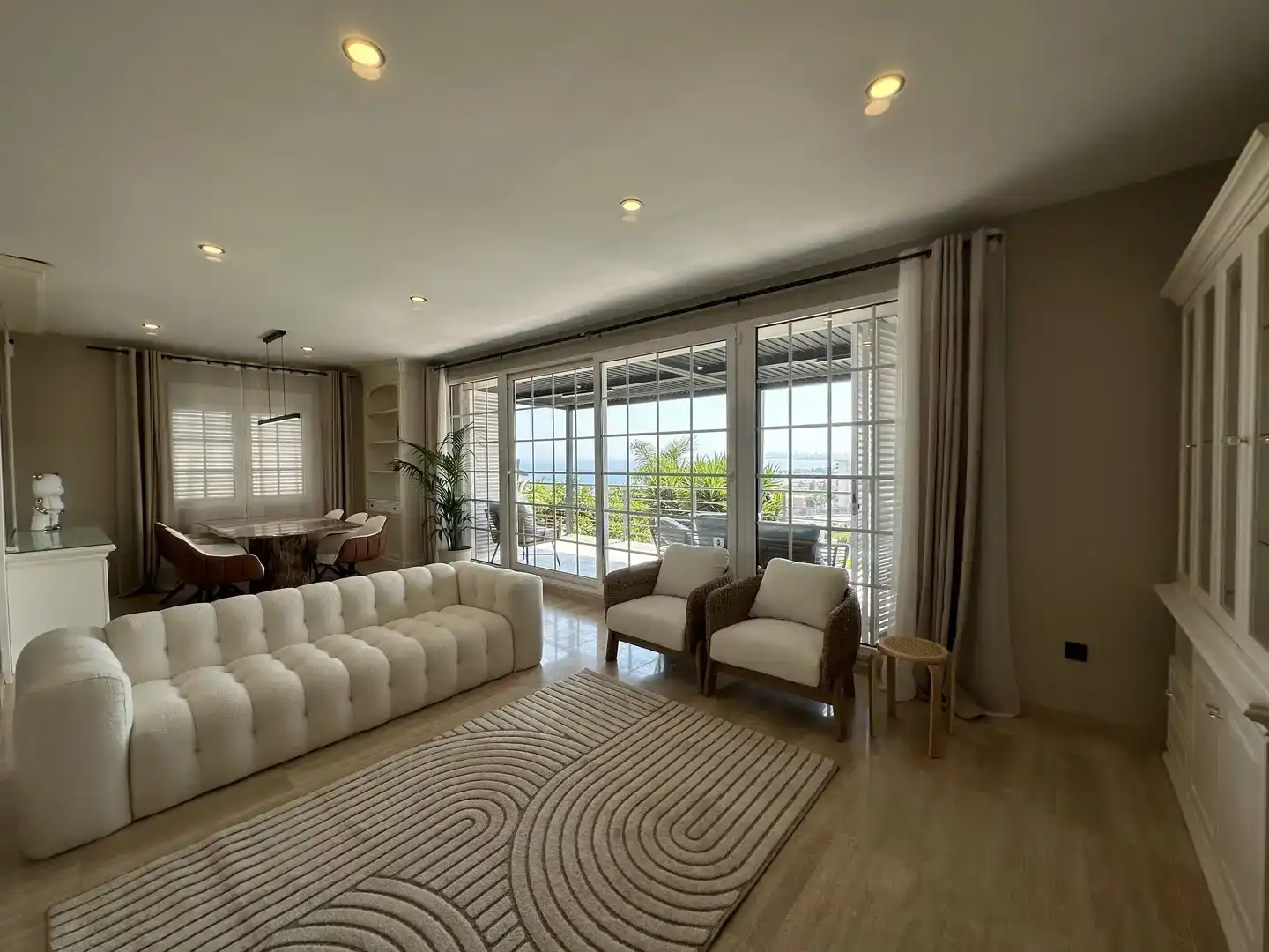 Living room of Houses for rent in Teià  with Air Conditioner, Private garden and Parquet flooring