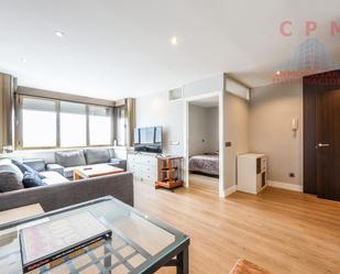 Living room of Flat to rent in  Madrid Capital  with Air Conditioner, Heating and Parquet flooring