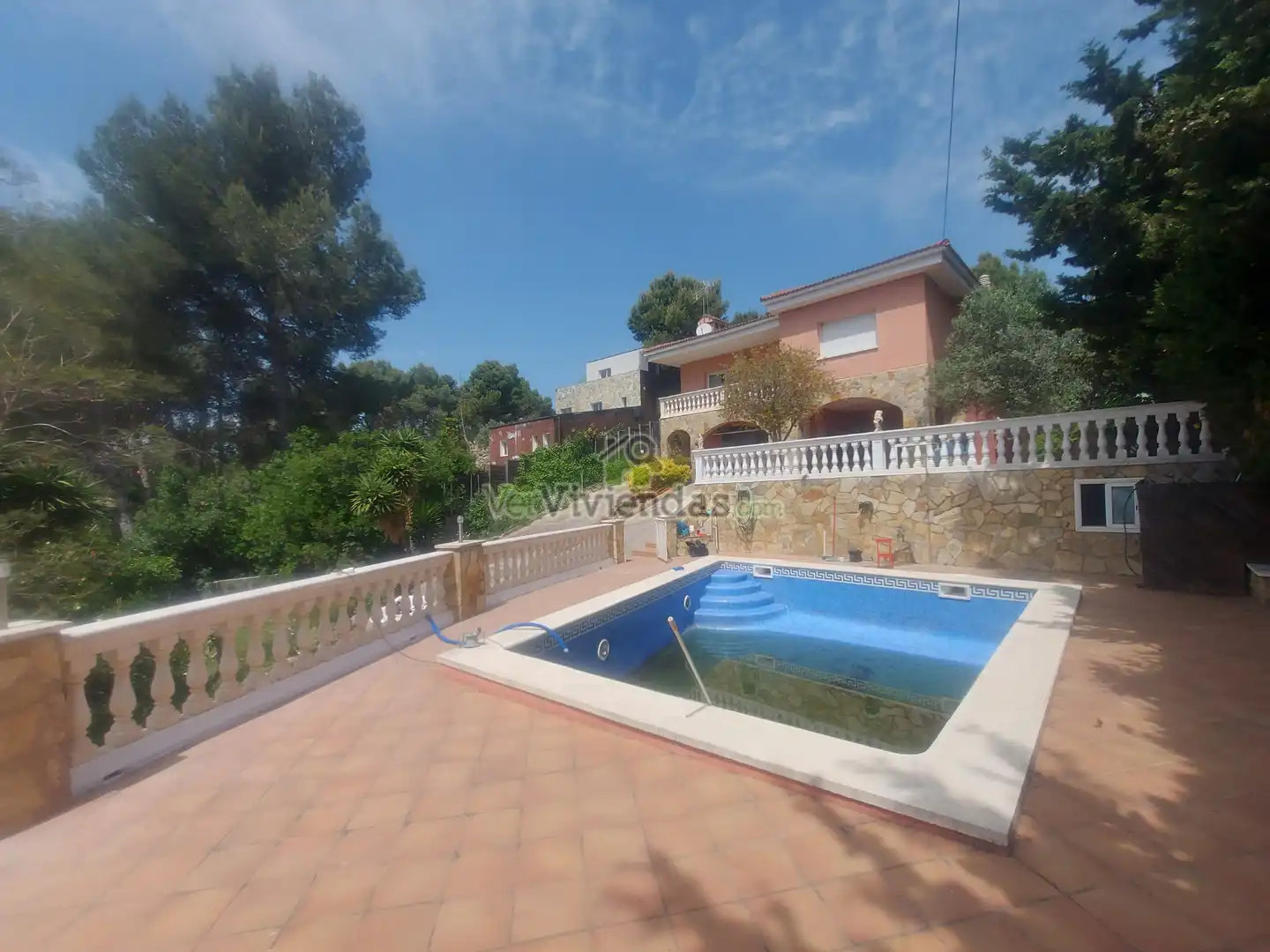 Piscina de Casa o xalet en venda en Vallirana amb Calefacció, Jardí privat i Terrassa