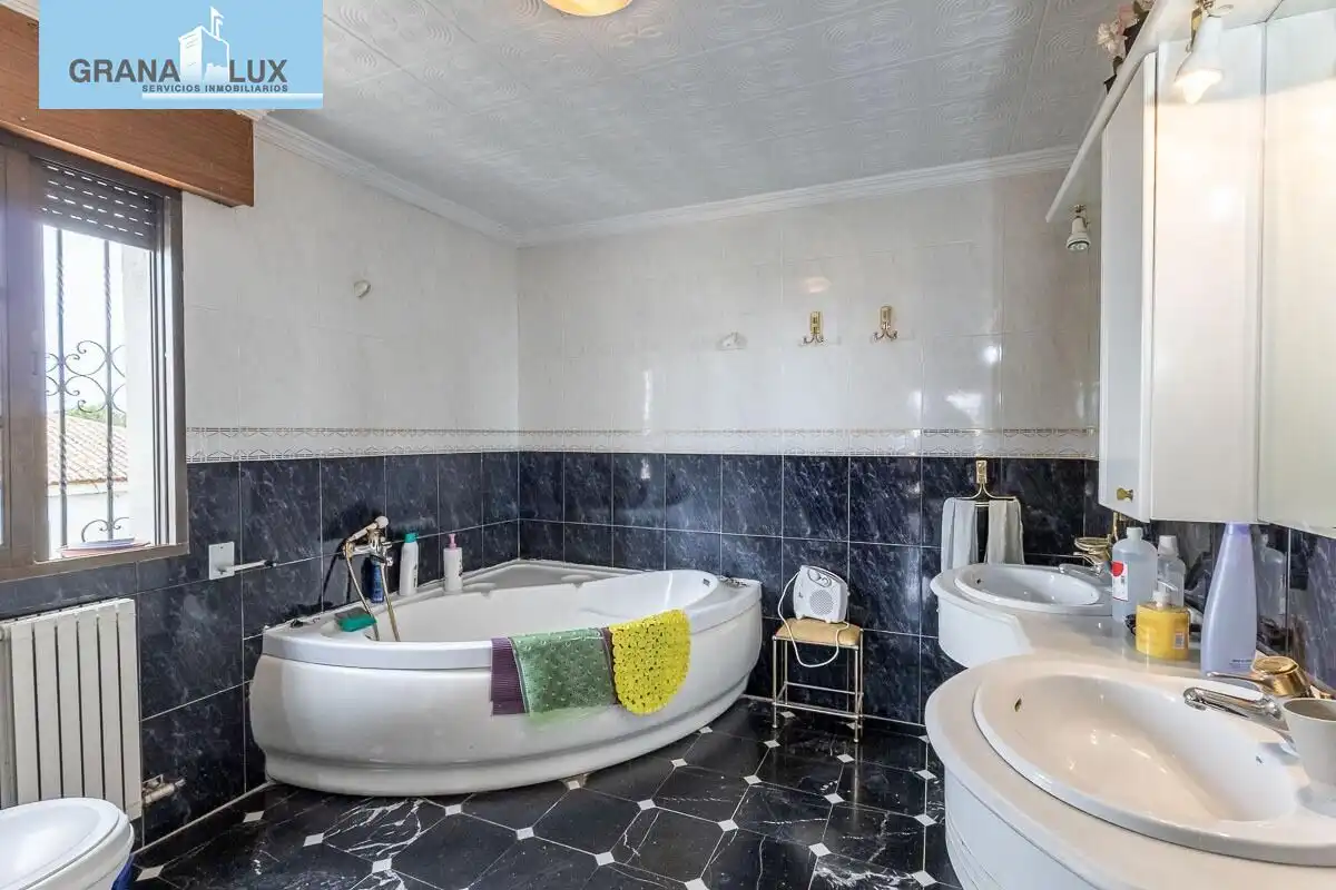 Villa mit Terrasse zum Verkauf in Calle de la Camelia, imagen 25